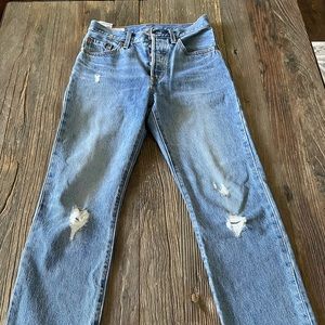 Levi’s premium 501 cropped jeans